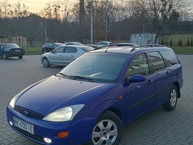 Синий Форд Фокус, объемом двигателя 1.8 л и пробегом 425 тыс. км за 3600 $, фото 5 на Automoto.ua