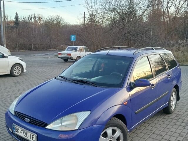 Синий Форд Фокус, объемом двигателя 1.8 л и пробегом 425 тыс. км за 3600 $, фото 8 на Automoto.ua