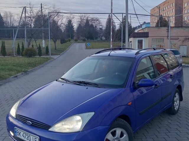 Синий Форд Фокус, объемом двигателя 1.8 л и пробегом 425 тыс. км за 3600 $, фото 2 на Automoto.ua