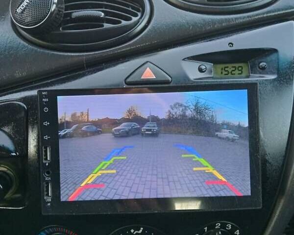 Синій Форд Фокус, об'ємом двигуна 1.8 л та пробігом 370 тис. км за 3000 $, фото 6 на Automoto.ua