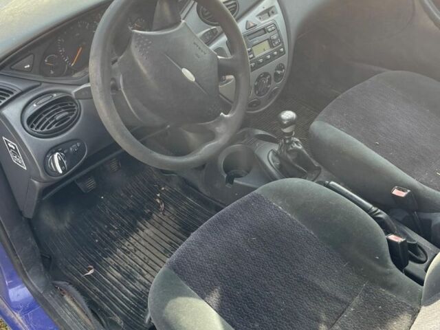 Синій Форд Фокус, об'ємом двигуна 1.8 л та пробігом 200 тис. км за 700 $, фото 7 на Automoto.ua