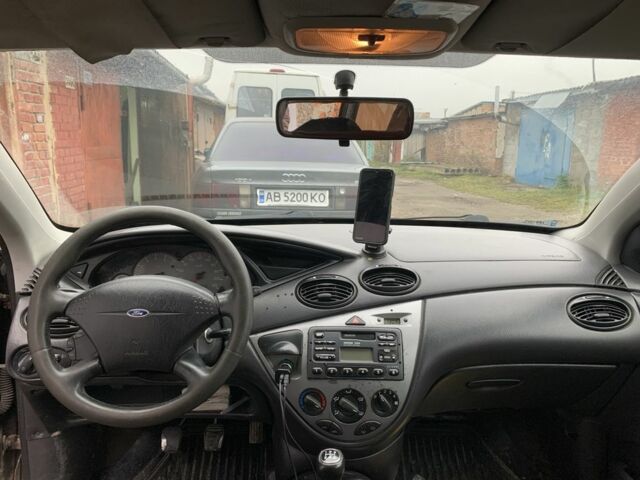 Синий Форд Фокус, объемом двигателя 1.6 л и пробегом 270 тыс. км за 2000 $, фото 3 на Automoto.ua