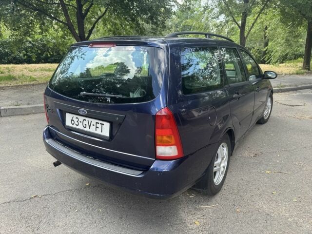 Синій Форд Фокус, об'ємом двигуна 1.6 л та пробігом 350 тис. км за 2000 $, фото 2 на Automoto.ua