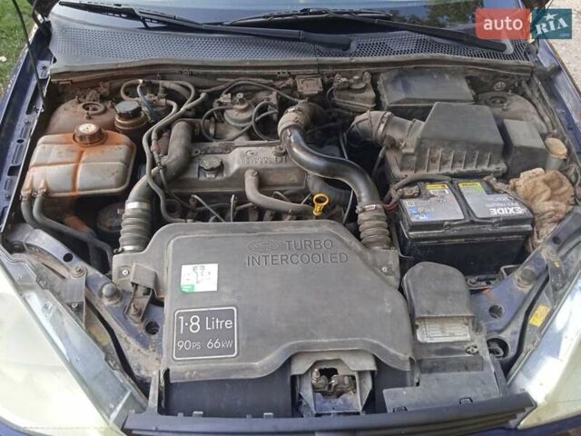 Синий Форд Фокус, объемом двигателя 0 л и пробегом 37 тыс. км за 1100 $, фото 3 на Automoto.ua
