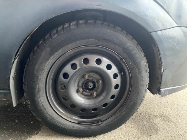 Синий Форд Фокус, объемом двигателя 1.6 л и пробегом 414 тыс. км за 2500 $, фото 8 на Automoto.ua