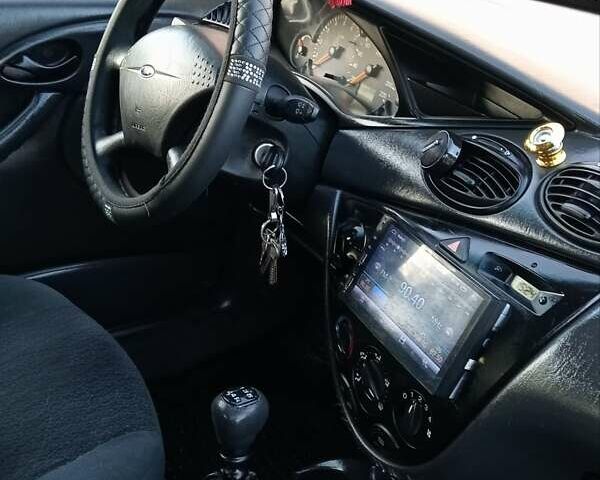 Синій Форд Фокус, об'ємом двигуна 1.75 л та пробігом 425 тис. км за 3600 $, фото 14 на Automoto.ua