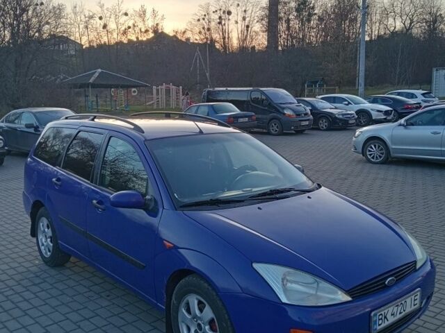 Синий Форд Фокус, объемом двигателя 1.8 л и пробегом 425 тыс. км за 3600 $, фото 7 на Automoto.ua