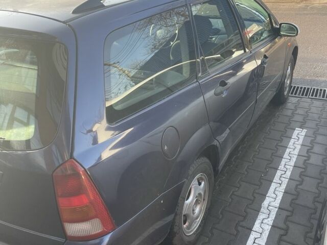 Синій Форд Фокус, об'ємом двигуна 1.8 л та пробігом 330 тис. км за 1500 $, фото 3 на Automoto.ua