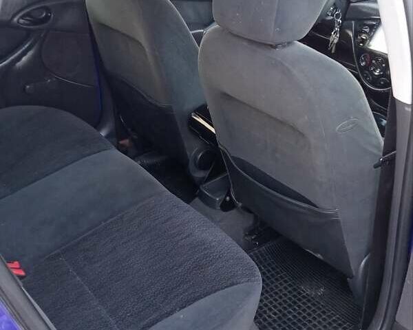 Синій Форд Фокус, об'ємом двигуна 1.75 л та пробігом 425 тис. км за 3600 $, фото 20 на Automoto.ua