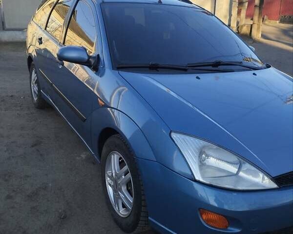 Синий Форд Фокус, объемом двигателя 1.8 л и пробегом 326 тыс. км за 2800 $, фото 2 на Automoto.ua