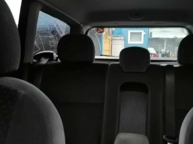 Синій Форд Фокус, об'ємом двигуна 1.6 л та пробігом 264 тис. км за 4200 $, фото 12 на Automoto.ua