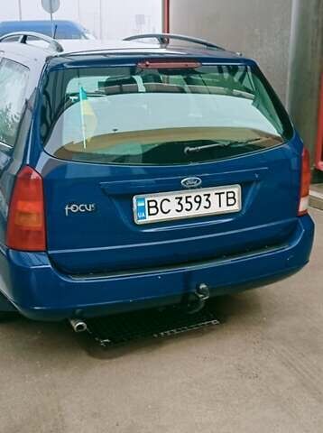 Синий Форд Фокус, объемом двигателя 1.39 л и пробегом 370 тыс. км за 2000 $, фото 3 на Automoto.ua