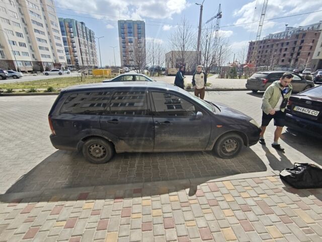 Синий Форд Фокус, объемом двигателя 2 л и пробегом 280 тыс. км за 700 $, фото 3 на Automoto.ua