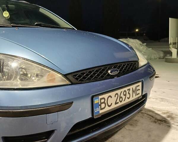 Синий Форд Фокус, объемом двигателя 1.6 л и пробегом 220 тыс. км за 3200 $, фото 1 на Automoto.ua