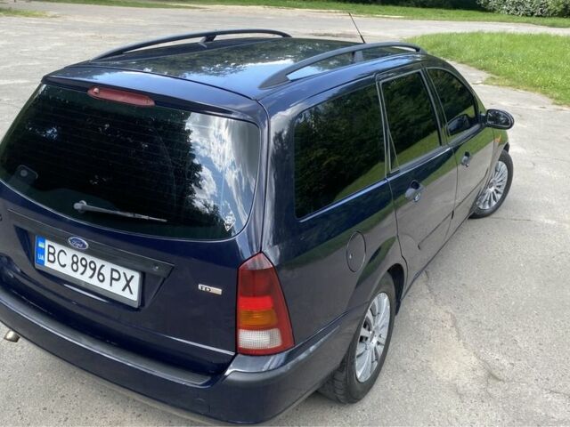 Синий Форд Фокус, объемом двигателя 1.8 л и пробегом 325 тыс. км за 3200 $, фото 6 на Automoto.ua