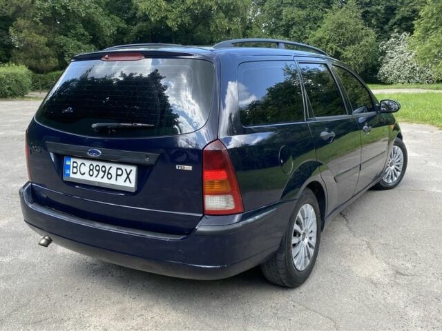 Синий Форд Фокус, объемом двигателя 1.8 л и пробегом 325 тыс. км за 3200 $, фото 5 на Automoto.ua
