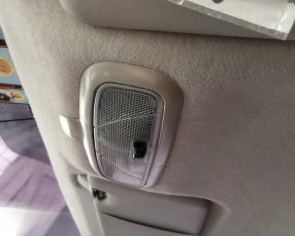 Синій Форд Фокус, об'ємом двигуна 1.75 л та пробігом 255 тис. км за 2300 $, фото 9 на Automoto.ua