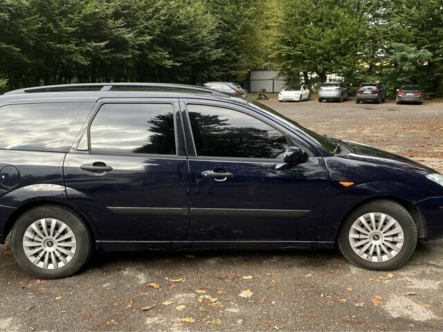 Синий Форд Фокус, объемом двигателя 1.8 л и пробегом 325 тыс. км за 2599 $, фото 3 на Automoto.ua