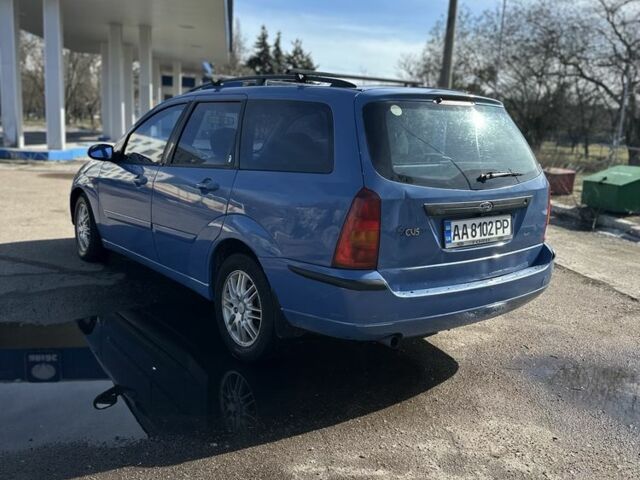 Синій Форд Фокус, об'ємом двигуна 1.8 л та пробігом 302 тис. км за 2350 $, фото 5 на Automoto.ua