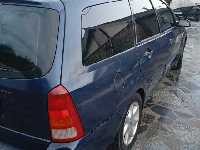 Синий Форд Фокус, объемом двигателя 1.8 л и пробегом 480 тыс. км за 3400 $, фото 6 на Automoto.ua