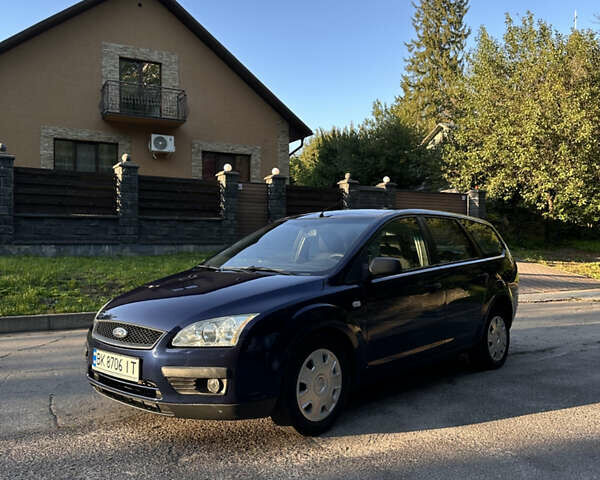 Синий Форд Фокус, объемом двигателя 1.6 л и пробегом 273 тыс. км за 4100 $, фото 4 на Automoto.ua