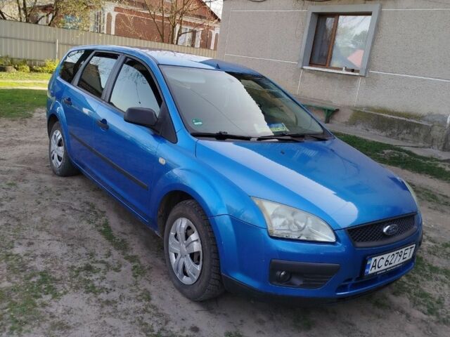 Синий Форд Фокус, объемом двигателя 1.6 л и пробегом 267 тыс. км за 3700 $, фото 3 на Automoto.ua