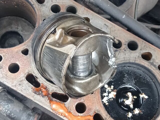 Синій Форд Фокус, об'ємом двигуна 0 л та пробігом 108 тис. км за 500 $, фото 1 на Automoto.ua