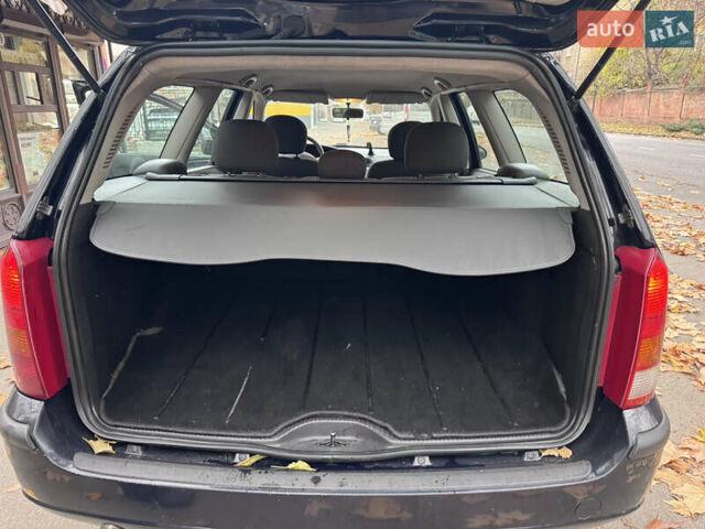 Синій Форд Фокус, об'ємом двигуна 1.8 л та пробігом 248 тис. км за 3800 $, фото 4 на Automoto.ua