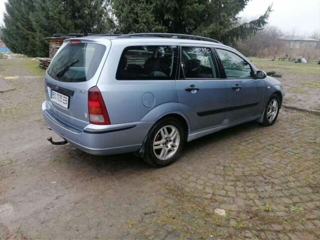 Синий Форд Фокус, объемом двигателя 1.8 л и пробегом 200 тыс. км за 3200 $, фото 2 на Automoto.ua