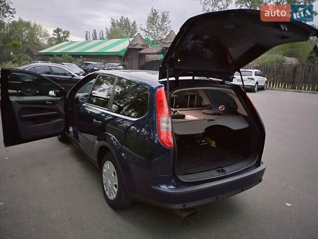 Синій Форд Фокус, об'ємом двигуна 1.6 л та пробігом 179 тис. км за 5500 $, фото 10 на Automoto.ua