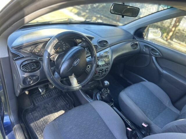 Форд Фокус 2004 в Жовкве на Automoto.ua Синий Форд Фокус, объемом двигателя 1.8 л и пробегом 250 тыс. км за 1599 $, фото 11 на Automoto.ua