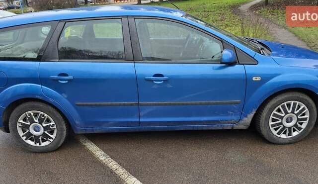 Синий Форд Фокус, объемом двигателя 1.6 л и пробегом 240 тыс. км за 4200 $, фото 9 на Automoto.ua