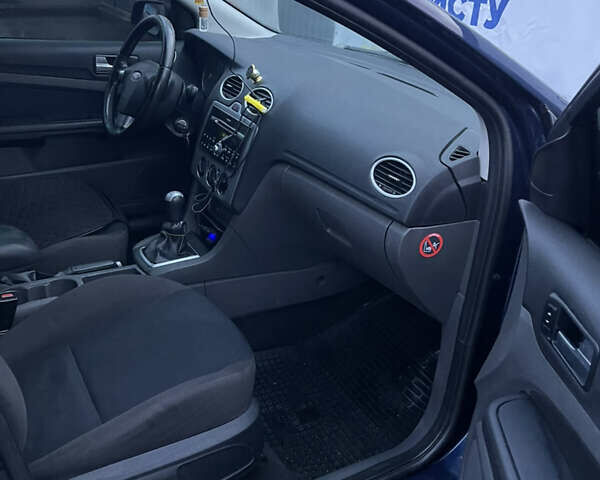 Синій Форд Фокус, об'ємом двигуна 1.56 л та пробігом 192 тис. км за 5199 $, фото 10 на Automoto.ua