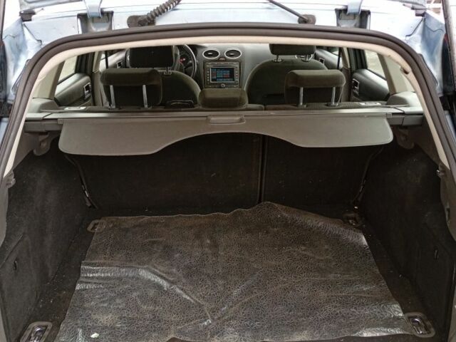 Синий Форд Фокус, объемом двигателя 0 л и пробегом 197 тыс. км за 2450 $, фото 4 на Automoto.ua