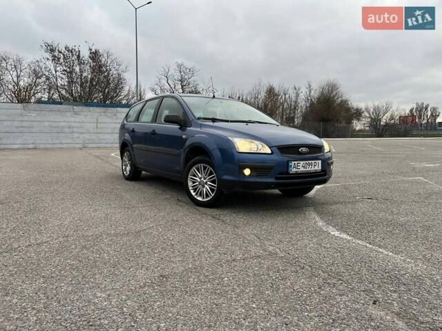 Синій Форд Фокус, об'ємом двигуна 1.39 л та пробігом 300 тис. км за 5000 $, фото 3 на Automoto.ua
