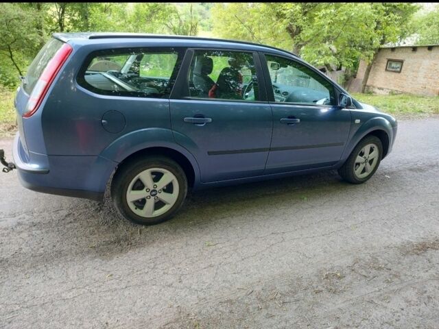 Синий Форд Фокус, объемом двигателя 1.6 л и пробегом 190 тыс. км за 4500 $, фото 1 на Automoto.ua