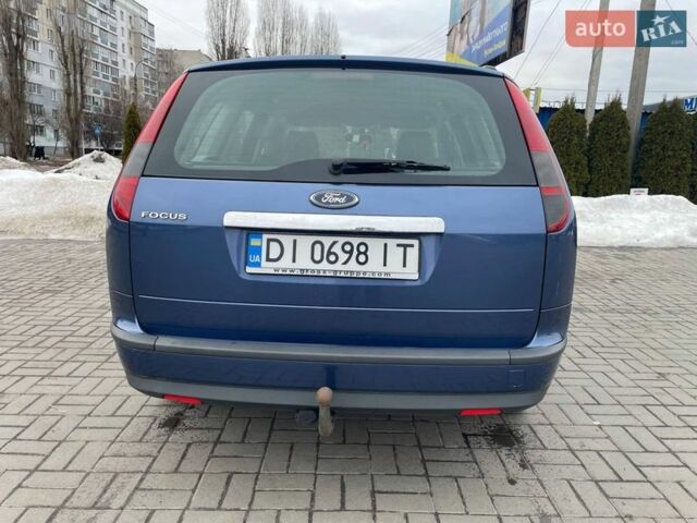 Синій Форд Фокус, об'ємом двигуна 1.6 л та пробігом 236 тис. км за 4400 $, фото 2 на Automoto.ua