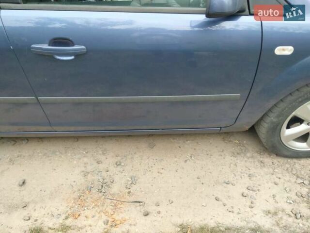 Синій Форд Фокус, об'ємом двигуна 1.6 л та пробігом 262 тис. км за 4700 $, фото 5 на Automoto.ua