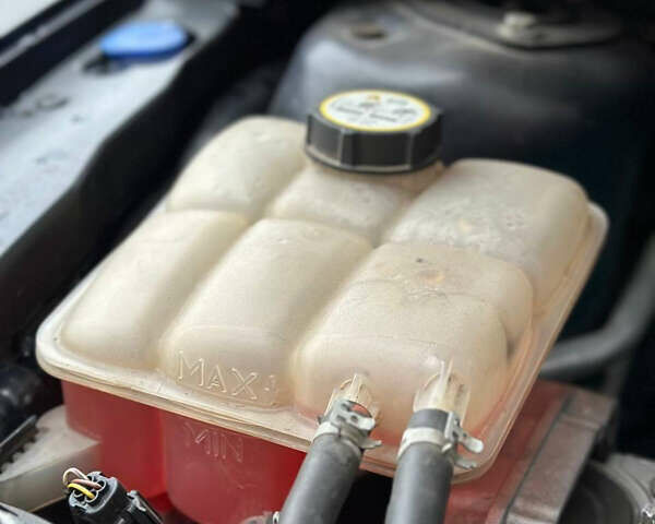 Синий Форд Фокус, объемом двигателя 1.6 л и пробегом 193 тыс. км за 5700 $, фото 11 на Automoto.ua