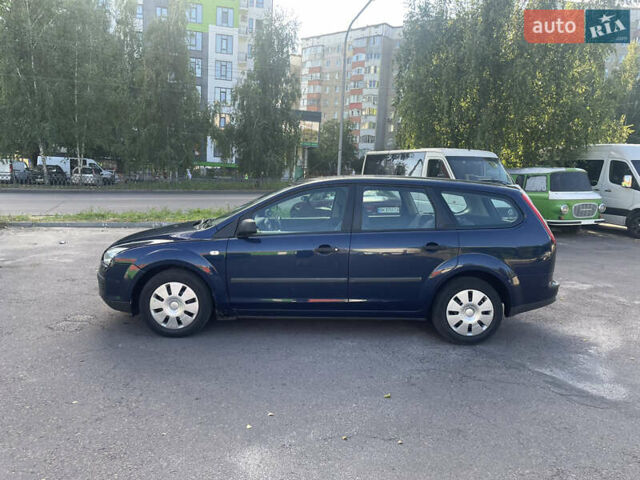 Синий Форд Фокус, объемом двигателя 1.6 л и пробегом 220 тыс. км за 4200 $, фото 11 на Automoto.ua