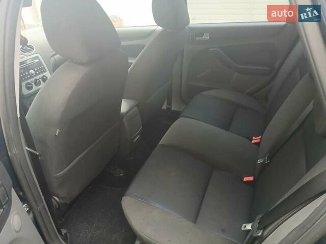 Синій Форд Фокус, об'ємом двигуна 1.6 л та пробігом 201 тис. км за 4500 $, фото 8 на Automoto.ua