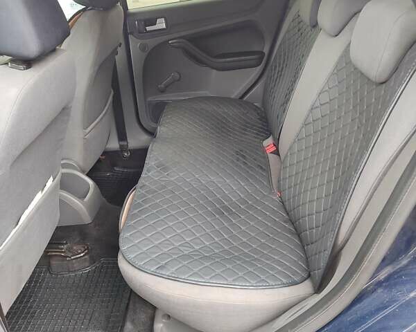 Синій Форд Фокус, об'ємом двигуна 1.6 л та пробігом 278 тис. км за 3850 $, фото 2 на Automoto.ua