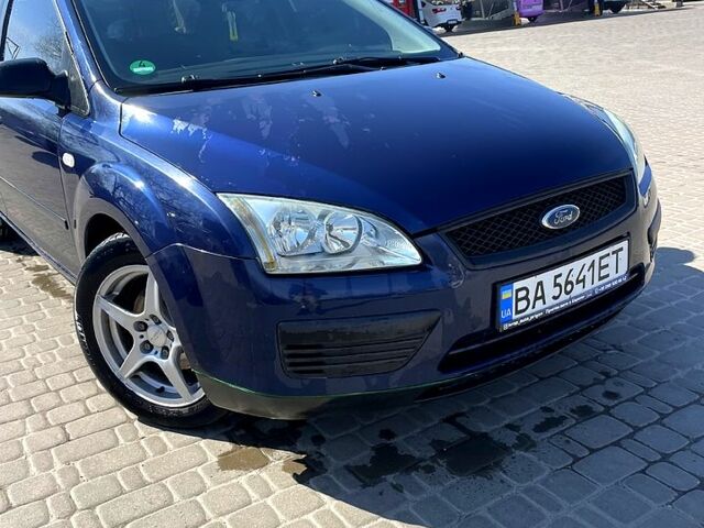 Синий Форд Фокус, объемом двигателя 1.6 л и пробегом 234 тыс. км за 4700 $, фото 7 на Automoto.ua