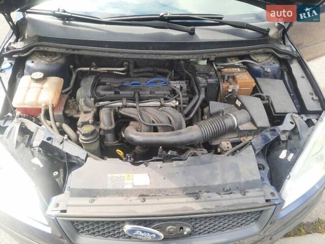 Синий Форд Фокус, объемом двигателя 1.6 л и пробегом 250 тыс. км за 4800 $, фото 22 на Automoto.ua