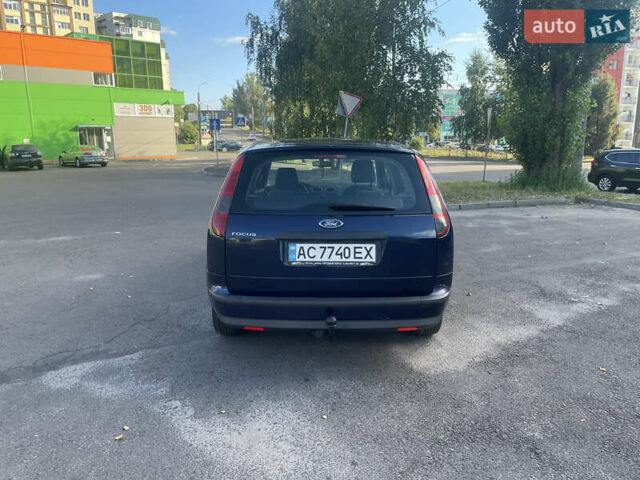 Синий Форд Фокус, объемом двигателя 1.6 л и пробегом 220 тыс. км за 4200 $, фото 8 на Automoto.ua
