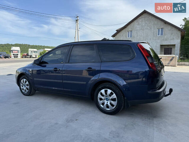 Синий Форд Фокус, объемом двигателя 1.6 л и пробегом 221 тыс. км за 4250 $, фото 7 на Automoto.ua
