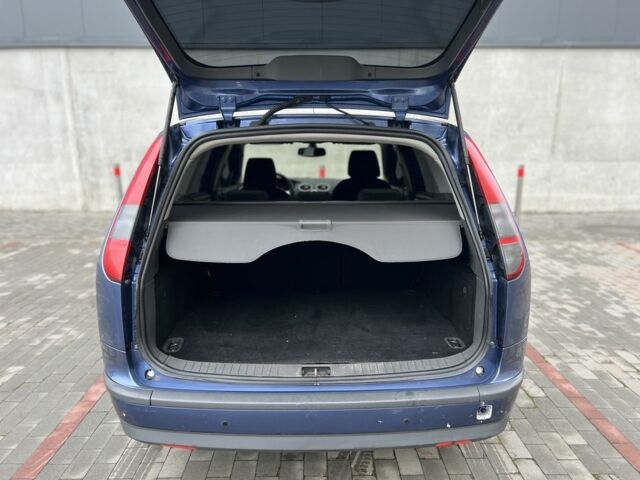 Синий Форд Фокус, объемом двигателя 2 л и пробегом 260 тыс. км за 5500 $, фото 8 на Automoto.ua