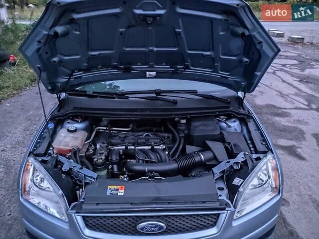 Синий Форд Фокус, объемом двигателя 1.6 л и пробегом 168 тыс. км за 4099 $, фото 10 на Automoto.ua