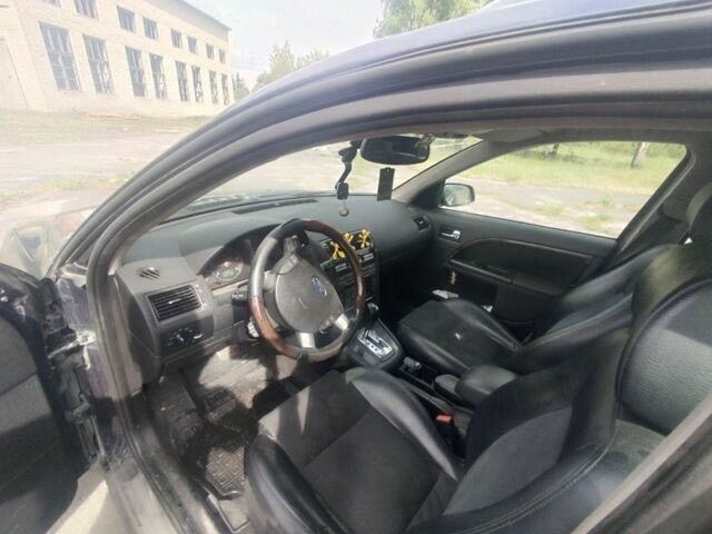 Синій Форд Фокус, об'ємом двигуна 2 л та пробігом 300 тис. км за 2500 $, фото 4 на Automoto.ua