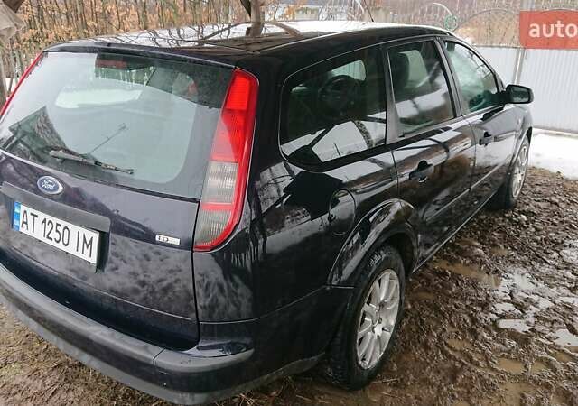 Синий Форд Фокус, объемом двигателя 1.56 л и пробегом 380 тыс. км за 4150 $, фото 4 на Automoto.ua